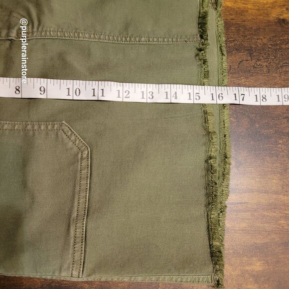 American Eagle Mini Skirt 14 Super Stretch X Button Flap Raw Hem Olive Country - Picture 9 of 10